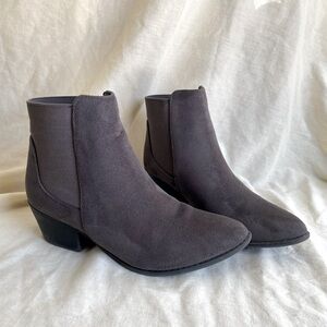 Diba London Women’s Chaka Bootie - Mauve Sz 9